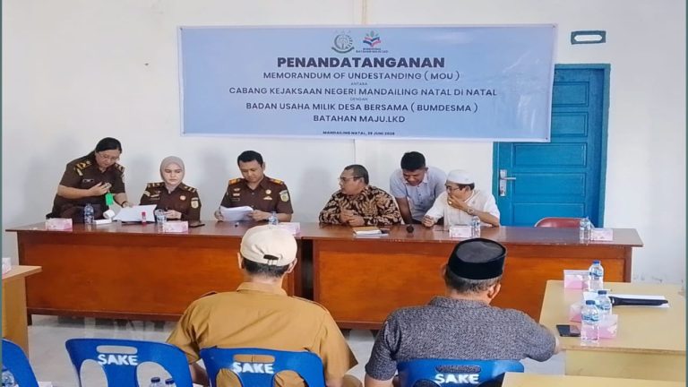 BUMDESMA Batahan Maju Gandeng Cabjari Madina di Natal Untuk Komitmen Taat Hukum 