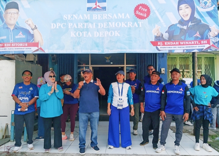 DPC Partai Demokrat Kota Depok menggelar Senam Bersama yang dirangkaikan dengan cek kesehatan gratis bekerja sama dengan Primaya Hospital di Kantor DPC Partai Demokrat, Komplek Ruko Sukmajaya, Jalan Tole Iskandar, Kota Depok, Minggu (7/6/2026).