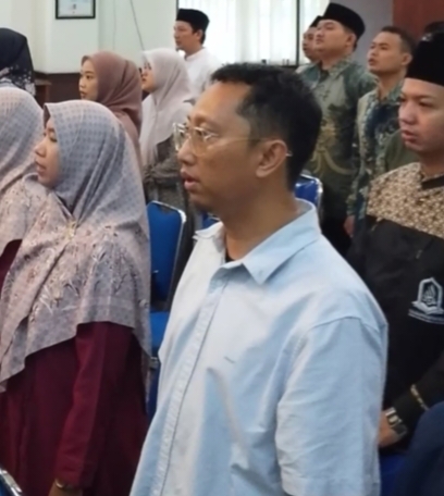Ketua LPNU Kota Depok, Rizky Apriwijaya, saat menghadiri peluncuran program di Aula Teratai, Balai Kota Depok, Selasa (23/6).