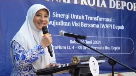 Mengenal Sosok dr. Karlina: Memimpin dengan Ketulusan, Bertumbuh dalam Kebersamaan