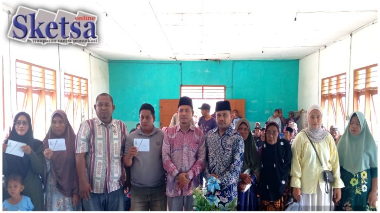 Tri Wulan III BAZNAS Madina Salurkan Bantuan Kepada 609 Penerima Manfaat di Wilayah Pantai Barat
