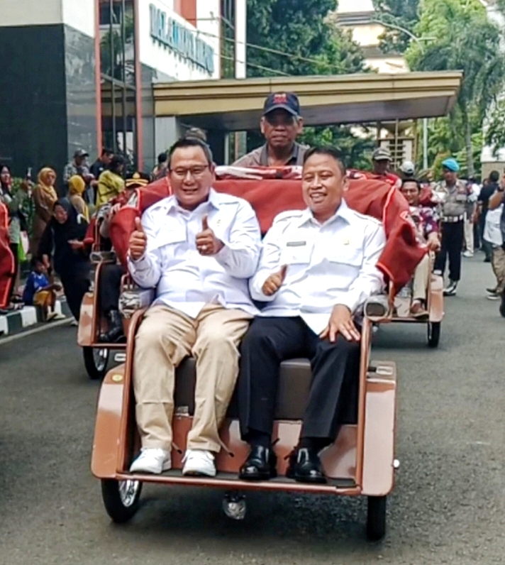 Becak Listrik Prabowo Masuk Depok, Hamzah Soroti Perlunya Penyesuaian Regulasi